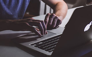 老鹰遭遇惨败，特雷杨状态低迷