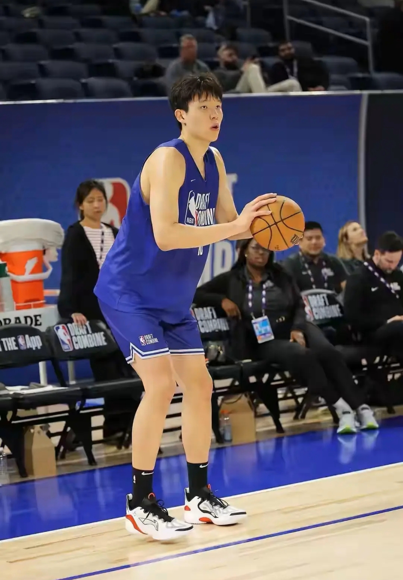 中国男篮将去西班牙拉练杨瀚森打夏联曾凡博康复